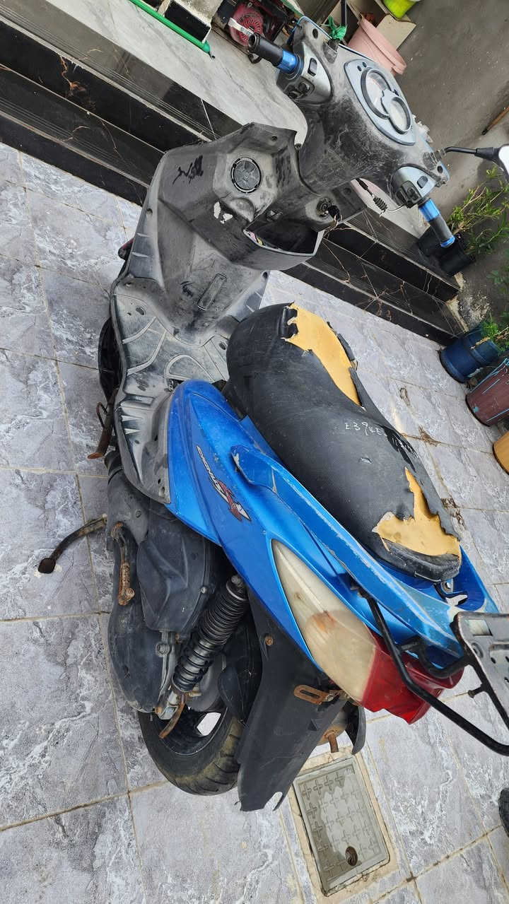 سكنس نظيفه كوري نثيه شغال بس باتري شويه ضغيفه سعر 400 مكان بغداد الشعب شراي يدخل الخاص


**إذا كنت صاحب هذا الإعلان وتريد حذفه لأي سبب، رجاءا أرسل رسالة إلى الدعم الفني**