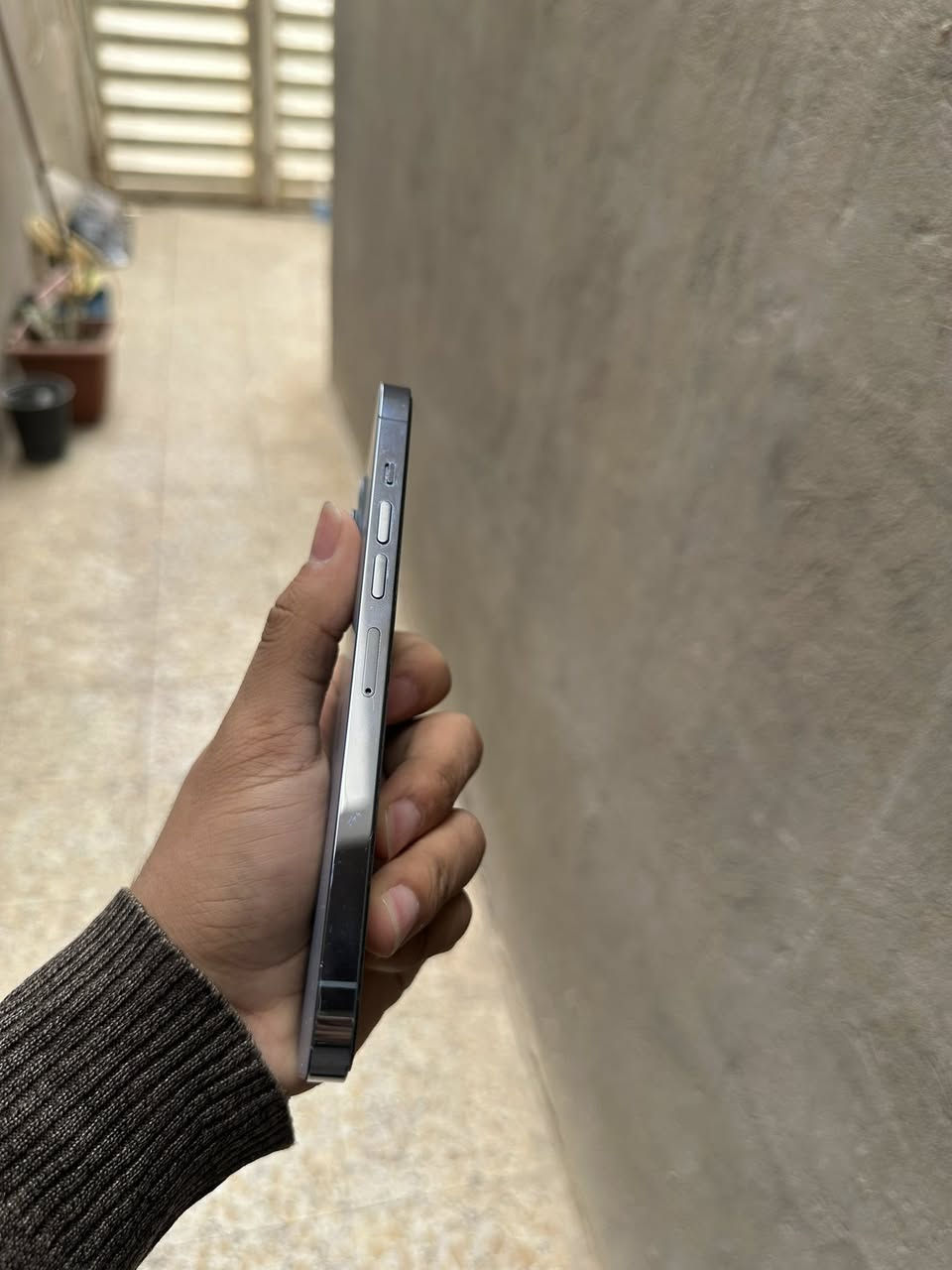 13 pro max
ايفون ١٣ مكفول امريكي نموذج M
بطاريه ٨٣
ذاكره ٥١٢ 
اصلي مامفتوح وتر 
لونه بحري مميز 
سعره ٧٢٠ 
*********** 
مكاني نجف
