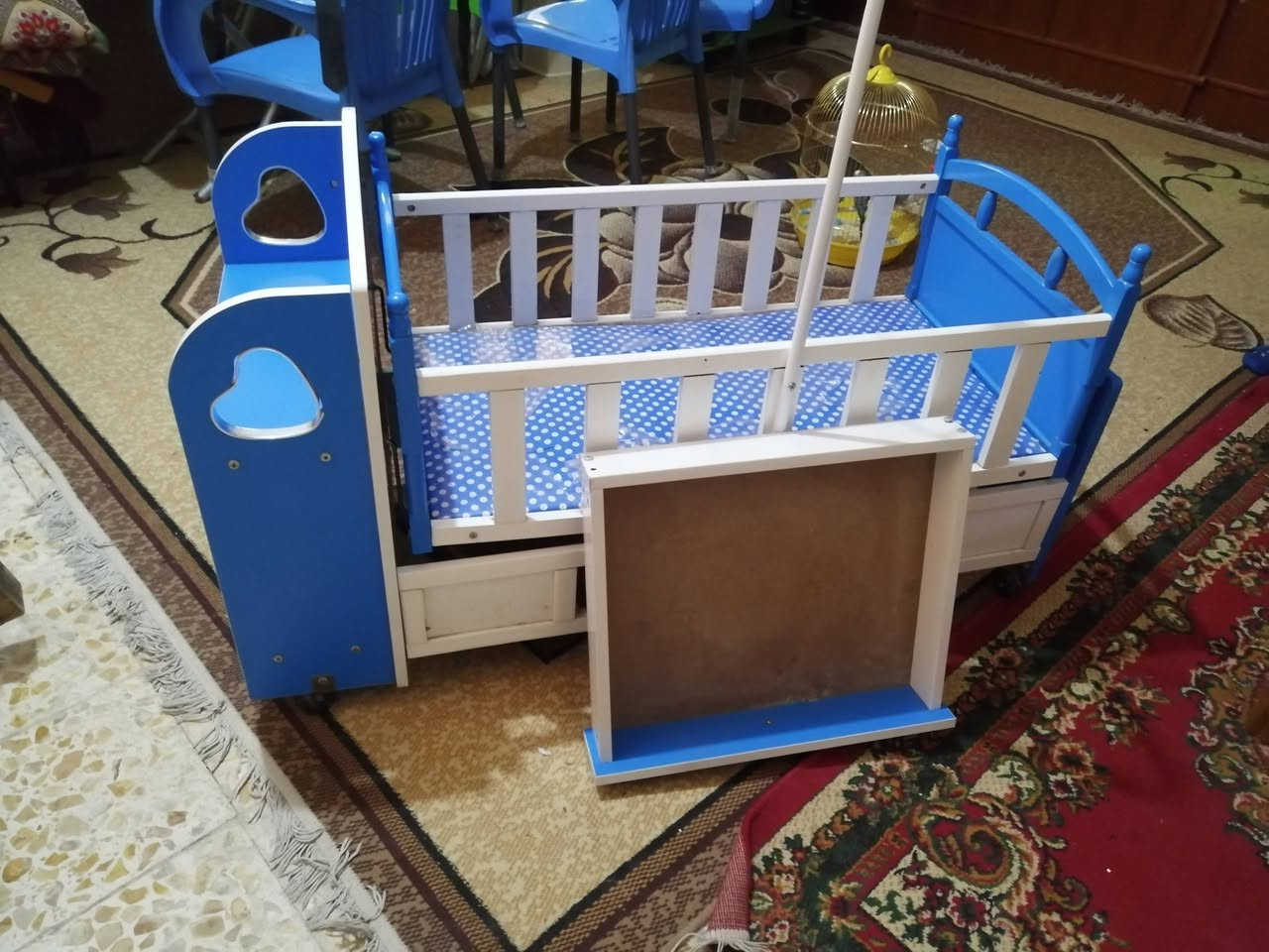 السلام عليكم كاروك البيع اخو الجديد استعمال قليل السعر 50 المكان كربلاء طوريج الرقم ***********
