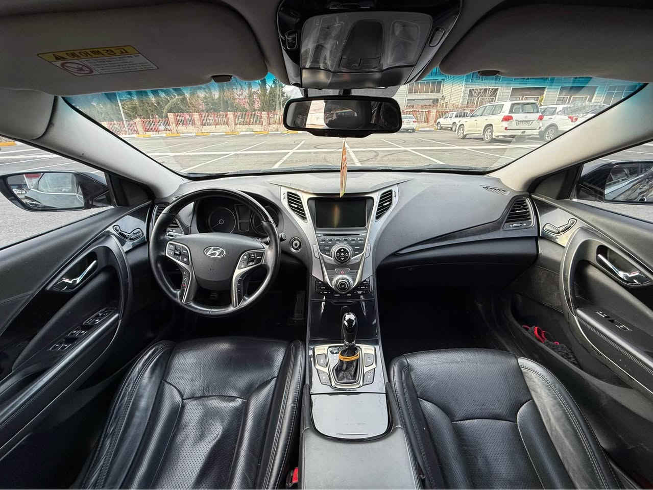 هۆندا ئازیرا ٢٠١٢ فول دووبەی 
*********** / *********** ژمارەی خاوەنەکەی 
هۆندا ئازیرا ٢٠١٢ فول فول بەس سلاید نیە گیرومەکینە بەشەرت نەکراوەتەوە بروخوی لی بانەدراوە گیرومەکینە بەشەرتە دەحم و لیدراو بەشەرتە بۆیاخ سەقف و حتزام بەشەرت بەس شوین براوەکانی بۆیاخە بالام دەدەمی حام نەبی و سەقفیو حیزام بەشەرت دەحم و لیدراوی نەبی ماسەفاتەکانی کوشن جلد و هیتەرە کوشن ساردو گەرم تەبرید ساردو گەرم سوکان ڤۆلیۆموتەلەفۆن ئیکۆ تراکشن پیشت و پیش کامیرا و حاسیە رادارە نرخ ٦٧ گەلا و مەجالیکی برایانە سەیارەکە مالی دۆستە یەک دینار مەسرەفی نیە *********** / *********** خاوەنەکەی کەس مەسج نەکا گەر مشتەریت تیل بکە جوارتایەوویلی نوی مالی ئیسراحەت جوان و هەیبەت . 
Huonda Azera 2012 Dubai 
***********
*********** 
boreklam kerdn la Hama dubai Adminakan ❤️ رانية, السليمانية
