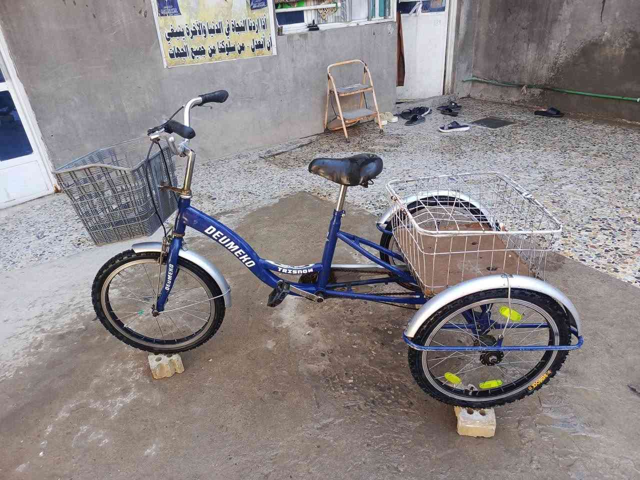 بايسكل دوبة للبيع السعر ١٥٠وبي مجال مكاني بغداد المشتل الشراي يتصل عل رقم ***********
