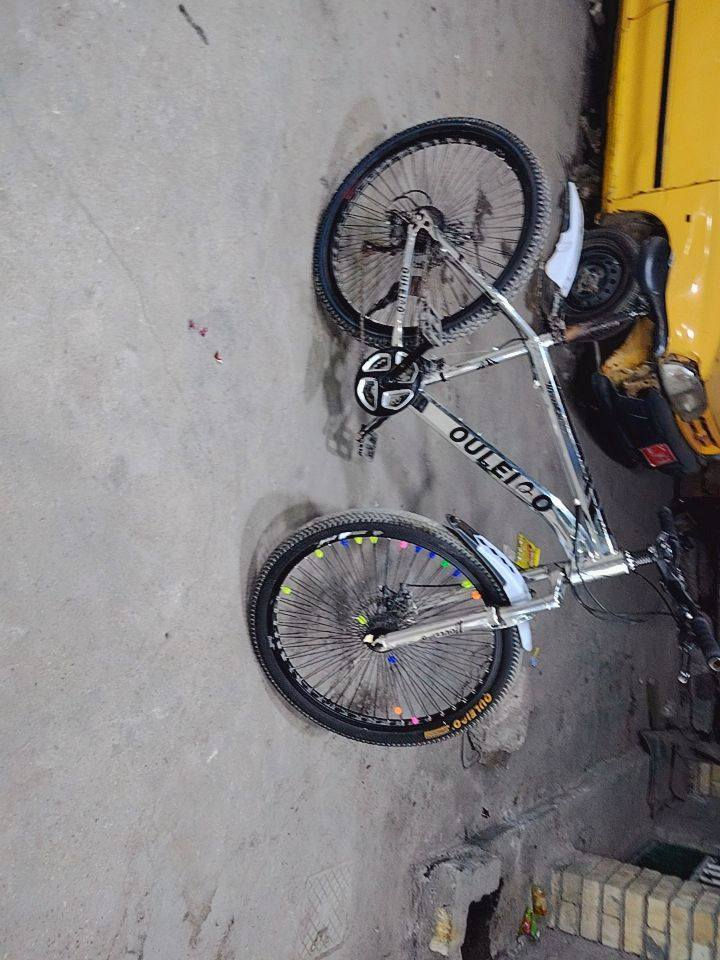 السلام عليكم عندي بيسكل للبيع السعر 100 قفل العنوان بغداد الشعلة


**إذا كنت صاحب هذا الإعلان وتريد حذفه لأي سبب، رجاءا أرسل رسالة إلى الدعم الفني**