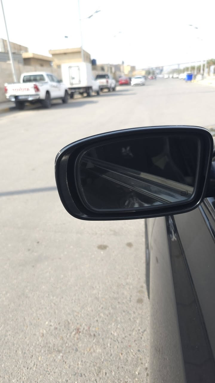 اوباما 2023.اصل2018
رجأ اقره التفاصيل كلشي مذكور يمك 

.فول مواصفات#S
.اسود ملكي 

.فول فتحه 

.كشنات شاموا مخمل +جلد بلاد من امريكا 

.تدفئه ستيرن 

.ستيرن متحرك كهرباء 

.شفات ستيرن 

.تدفئه كشنات 

.تبريد كشنات 

.كشنات خلفيه تدفئن 

.كشنات فول كهرباء 

.كشن السأئق حفض وضعيات قياده 

.رادر امامي 

.رادار جانبي 

.حساسات امامي 

.حساست خلفي 

.اشاير بلمري 

.هيترات مري 

.برده خلفيه 

.مري قلاب ويه البك 

.ويل 20هيلكات بلاد 

.حادث جاملق امامي ايسر 

.صور الحادث كدامك 

.بدون ايرباك 

.مرقم بصره الرقم الدولي 

.تحويل وين ما يعجبك 

.السعر المقدس 205قابل للتفاوض
ما يعجبك اذكر الله واعبر المنشور 

.***********
