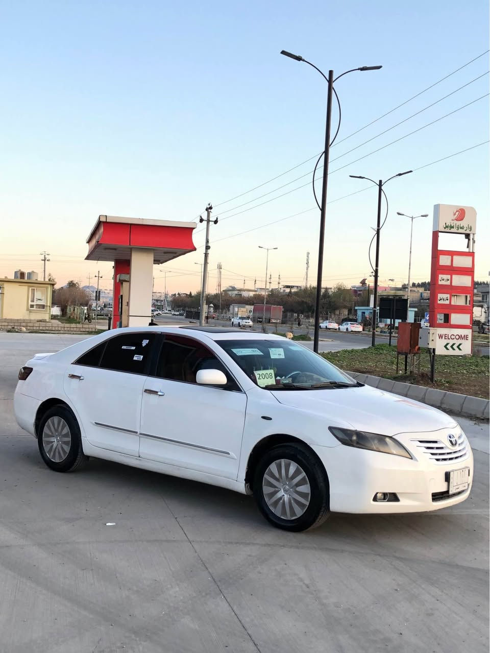 مۆدێل ٢٠٠٨
ساغە سەیارەکە
١٩٩ هەزاری هەقیقی ڕۆشتووە 
بۆ ٢٥٠ نوقسانی مەگەڕێ 
ناو زەرد 
تۆماتیک
٤ جام کارەبا
سوکان ڤۆلیۆم
لایت ناو ڕەش و عەدەسە
تەبریت سارد و گەرم لەسەر سویچ
کامل مەسروف کراوە 
ڕۆن و بەنسی تازە 
پێش و دوای چرکەی تیا نیە
کامل جوانکاری بۆ کراوە 
پێش و دوا کەپس 
قرچیشی نیە 
دوو سێ پارچە بۆیاخی هەیە

سیعری ٦٠ گەڵاو مجالێکی زۆر کەمی تیایە

شوێن:زەڕایەن

***********
*********** دار بنديهكان, السليمانية
