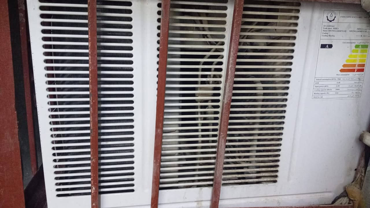 سلام عليكم مكيف ميديا انفيرتر اخو جديد
ومبرده نضافه ٨٠ ٪ للبيع ثنينهم ٣٥٠ وهذا اوفن ممستخدم سعره ٥٠
تجي تفحص يله تأخذ
***********
