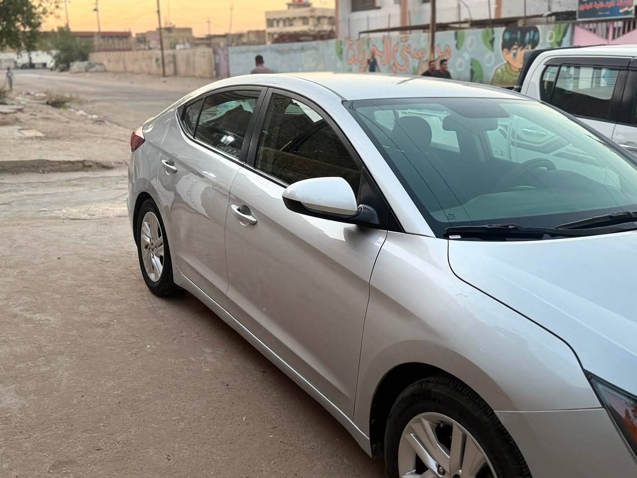 سلام عليكم
النترا موديل 2019 وارد امريكي كلين تايتل  رقم بغداد
 كير و مكينه مكفول ماكو قطره صبغ بجم كبس حداديه صدر مكفول تخم تاير جديد مناقصه شي وبالعافيه على الياخذه 
صور بامريكا موجود بالمنشور 
ماشيه 70 الف 
السعر 137$ وبي مجال 
الهاتف ***********

