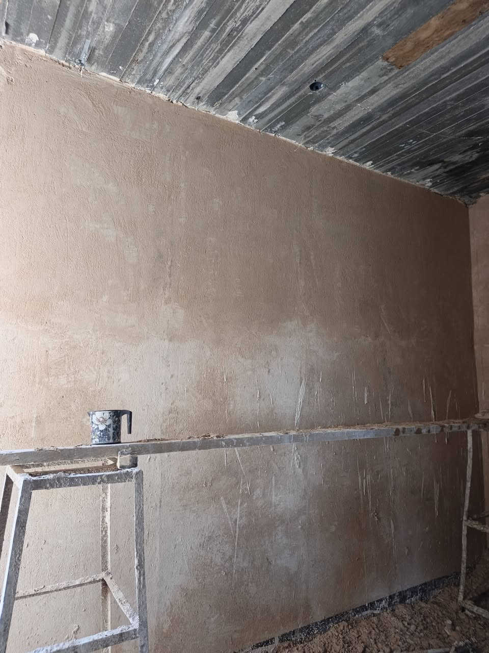 خلفه لبخ متفرغ شغل درجه اولئ
اسمنت وجص وبورك +عمل واجهات +بناء
***********
