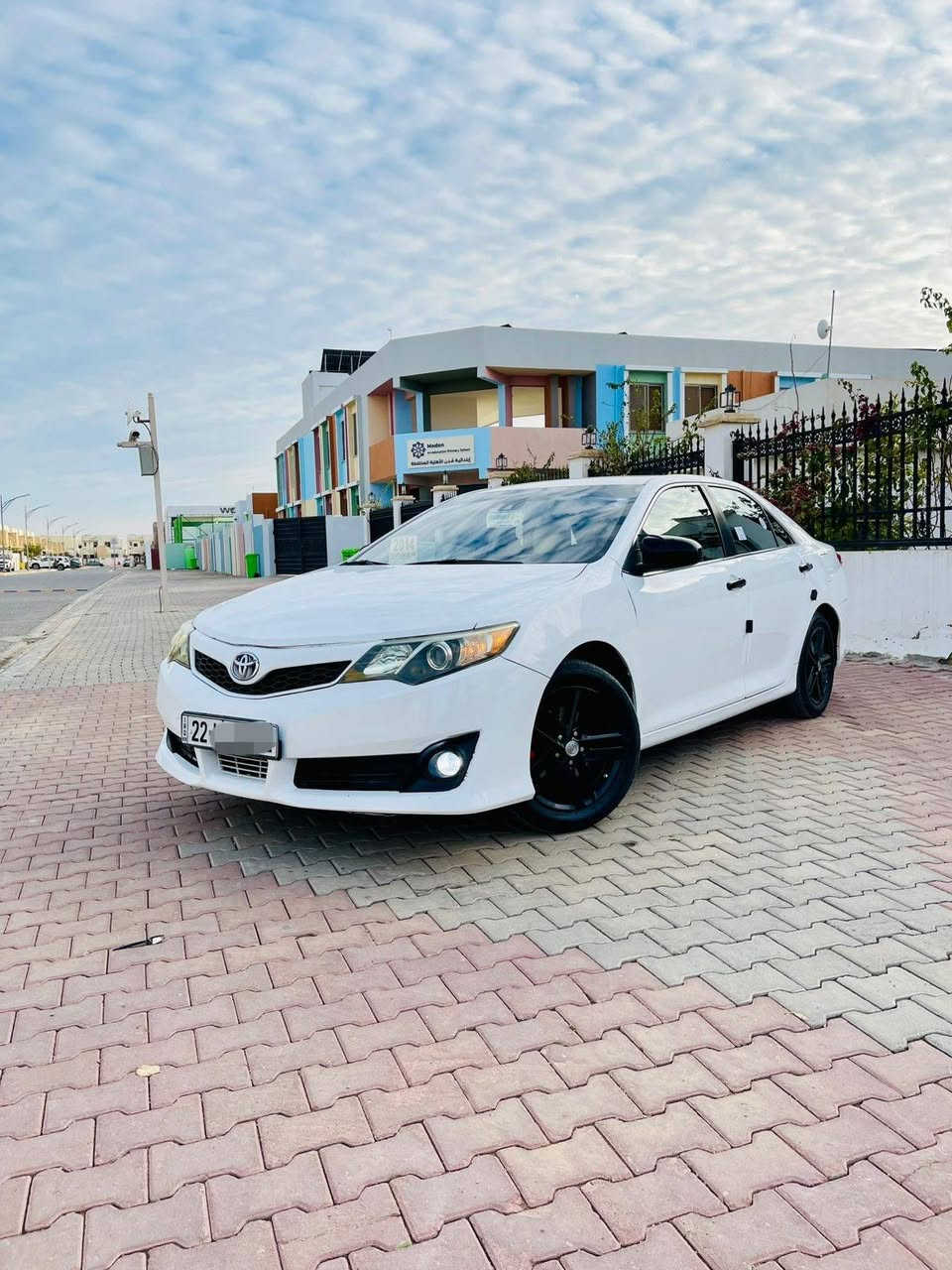 السلام عليكم…
للبيع بسعر مناسب جدا 116$ اعتذر عن الاقساط والوعده
تيوتا كامري خليجي (GL( 2014 لون ابيض (ثلجي) رقم اربيل انكليزي(22) سنوية جديدة وهزة جديدة شرط التحويل…
سيارة بيها رش صبغ خليجي  بدون دواخل بدون ايرباك….
سيارة جاهزة بدون اي نقص…
محرك 2500/4 سلندر …. السياره ماشيه 240 KM…
شرط محرك وكير وصدر وكهربائيات وتبريد وتدفئة وتخم تاير سيارة جاهزة من كلشي….
مواصفات نص فول معروفه مواصفاتها مايحتاج اذكرها…
العنوان/ صلاح الدين/ تكريت…
السعر 116$ اعتذر عن الاقساط والوعده…
للاستفسار
***********
