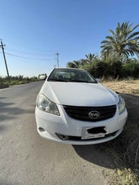 BYD G3 2015 كير محرك شغال  سيارة بسم شركة بيهة خطاء برقم الشاصي بل حاس...