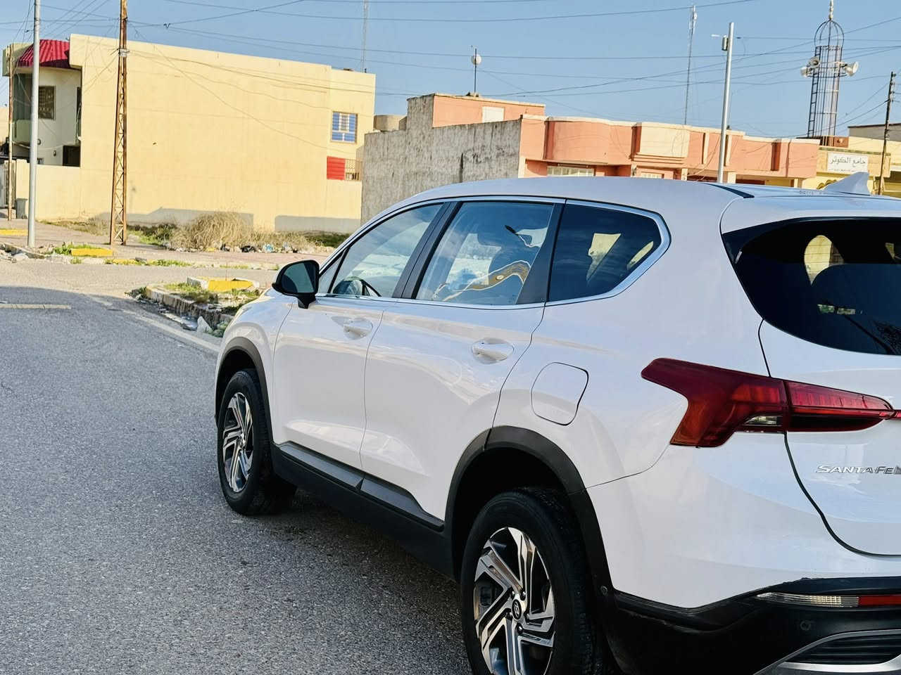 سنتافيا 2023 وارد امريكي 
ماشية 23
ضرر باب تبديل وصبغ جاملق خلفي والسونار مرفوق بل منشور
محرك 4
دفع رباعي فور ويل

سايد بريك كهربائي

شفتات بل ستيرن

تحديد مسار

مثبت سرعة

تنبيه الخروج عن المسار

رادارات أمامية وخلفية وجانبية

مراقبة النقطة العمياء

أوضاع قيادة متعددة

نظام ABS

نظام مراقبة ضغط الإطارات TPMS

شاشة كبيرة

نظام صوت هارمن

تبريد قطعتين

منافذ USB

لايت LED

التوقف الذاتي

كير بنظام الازرار  المنفصلة

• هاند بريك بصمة

‏ - Auto Hold  أوتو هولد

• خاصية ISOFIX   ايزو فكس قفل الاطفال

• نظام مانع الانزلاق

• نظام نزول المنحدرات.

• نظام اطفاء المحرك (A) ذاتيا في الازدحامات لتوفير الوقود

• حساسات ضغط الاطارات_

-كامرة اضافية تقنيه 360 درجه

-ميزة التوقف الذاتي للمركبة منعا للاصطدام عند القيادة او الرجوع

-المركبة تعيد نفسها للمسار الصحيح عند عدم الانتباه

-نظام القيادة الذاتي الذكي في الشوارع المخططة

-مثبت السرعة Cruise وميزة التباعد عن المركبات

السعر ب188 وبيهه مجال شي بصيط
***********
بيع نقدي فقط بدون مرارس
