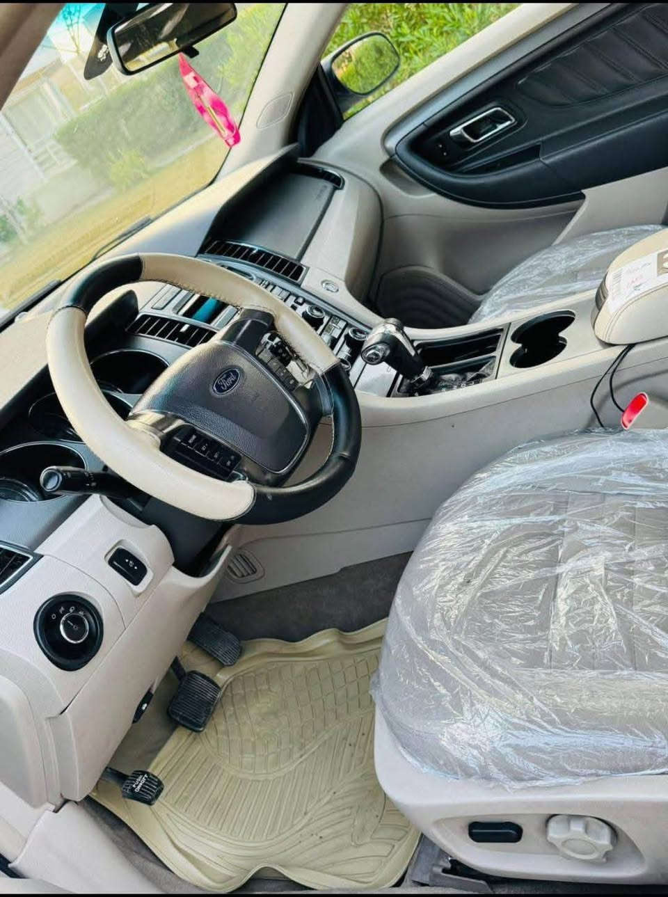 فورد تورس 2011 وارد أمريكي
كلين بدون ايي ضرر
مواصفات Sel
محرك 6 سلندر  
حجم محرك 3500
 سونار مرفقه
كشنات كهرباء 
داخل بيجي
لايتات زنون 
 تحكم استيرن 
شفتات استيرن 
وثبيت سرعه 
مانع انزلاق 
 تبريد ثلج منضومه تبريد كله جديد 
تدفئة شغال
كير محرك مكفولات
صدر امامي خلفي بنسبه ٧٥بالميه
‏كهربائيات—كله شغال -شرط سياره جاهزه
تخم تواير جدد
باتري جديد 
رقم سليمانية
مكاني ذي قار 

رقم وسنويه جديد لحد 2030 
رايدها ب١١٧ وبيها مجال

الشراي يتصل وبيه خير ويدلل
***********
