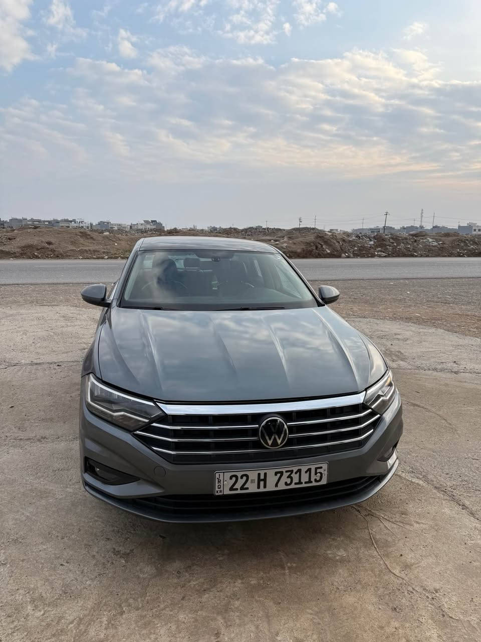 volkswagen jetta SE 2020
سعر بلاش🔥138$ 

فول مواصفات 
بنوراما
كراسي جلد ،كهرباء،هيتر
بصمه
شغال عن بعد
شاشه كبير
شاشه الكتروني
داخل ليد
ويل كروم و كبير 
رادار امامي و خلفي و جانبي
لايتات ليد
هندبريك بصمه
كوشنات تدفئة و تبريد 
ستيرن هيتر
سياره بعد بي هواي مواصفات 
❌الضرر//    2 قطعه 

 
*********** أربيل, العراق
