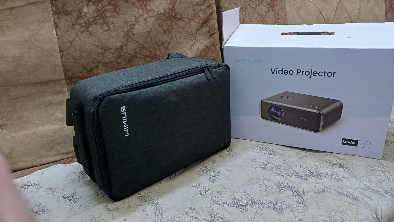 السلام عليكم داتا شو شركة Wimius p62 FHD يدعم الـ 4k وفوكس تلقائي!
دقتة حيل حلوة و ممتازة معروفة مواصفات الجهاز تگدرون تبحثون عنة
سعرة مناسب و اقل من السوك
و توصيل لباب بيتك

الي يحب يشتري يتفضل واتساب
***********
