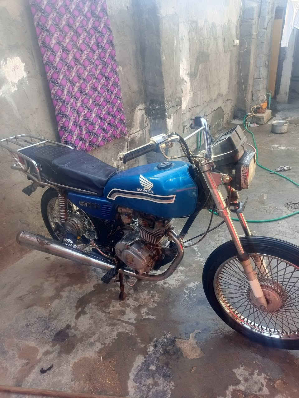 دراجه محرك تايكر شاصي اوراق الدراجه مرتبه موديل 2020..
سعر 350 وبيهه مجال..ما متواجد علفيس

مكاني حي العامل رقم الهاتف ***********
