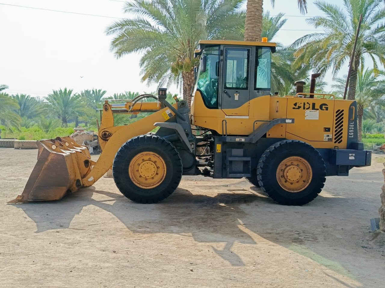 لبيع شفل صيني موديل2010مكفول كفاله حجم36 من محرك وكير وحداديه تخم تاير رقم بغداد انكليزي  اسعره225 وبي مجال لشراي الاتصال علا هاذه ارقم***********
