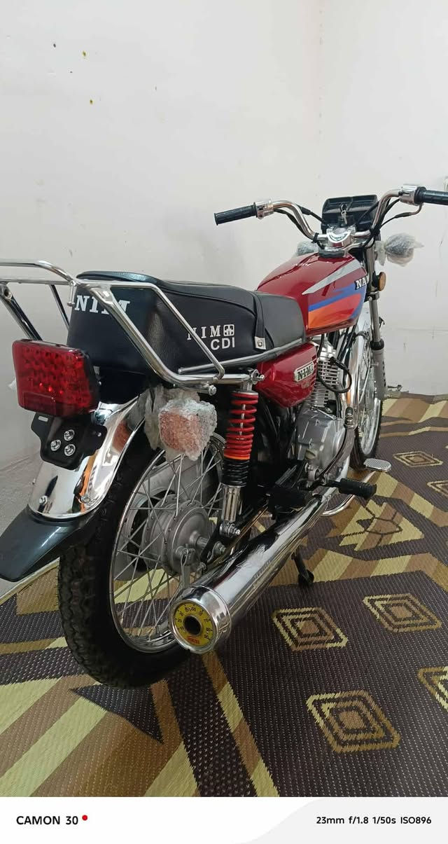 سلام علیکم دراجە للبیع نامی مودیل 26  امتیاز 125 صفر علی ایدی ماشیە قلیل کلش کلش نظیف سعر 700 وبی مجال 
رقم ***********
