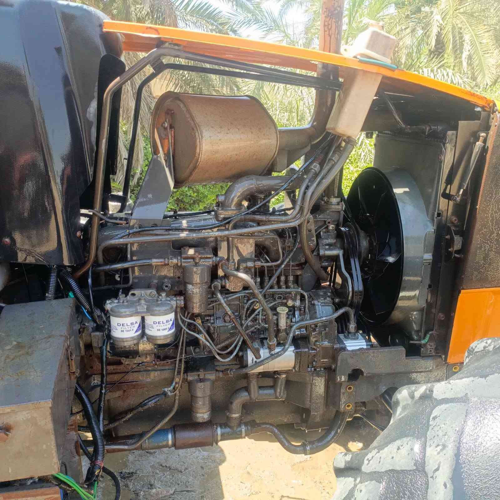 رينو 140 صفر جاج جاهزة ماعدا  الكير النمر 1و2و3 يفلت محرك جديد اجهزه الرفع والاستيرن جدد بدون السعر 13مليون وبيه مجال استفسار اكثر الإتصال عالرقم ***********
