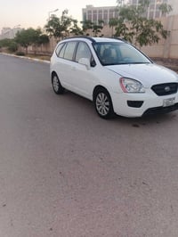 رندو • ٢٠٠٨ • ٦ سلندر ٢٧٠٠