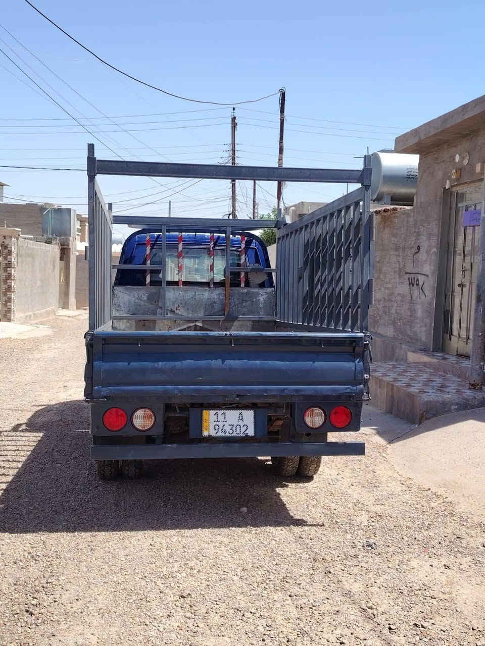 اعادة النشر لضروف خاصه ‼
من رخصت الادمن 

كيا حمل بنكو 2004 /3000  محرك محور 2700 رقم بغداد انكليزي ب اسمي  تحويل مباشر السعر68 و بي مجال بسيط للشراي او مراوس سياره صغيره 
حسب الاتفاق 

***********
***********

 مكان السياره قضاء
 الحبانيه
