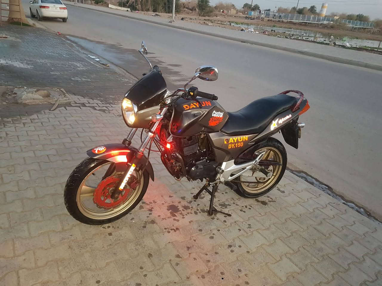 سلام عليكم دايوان بانده موديل 2012 رقم وسنويه  للبيع شوفت عينك لدراجه كل نقص مابيها مكان كوت ***********
