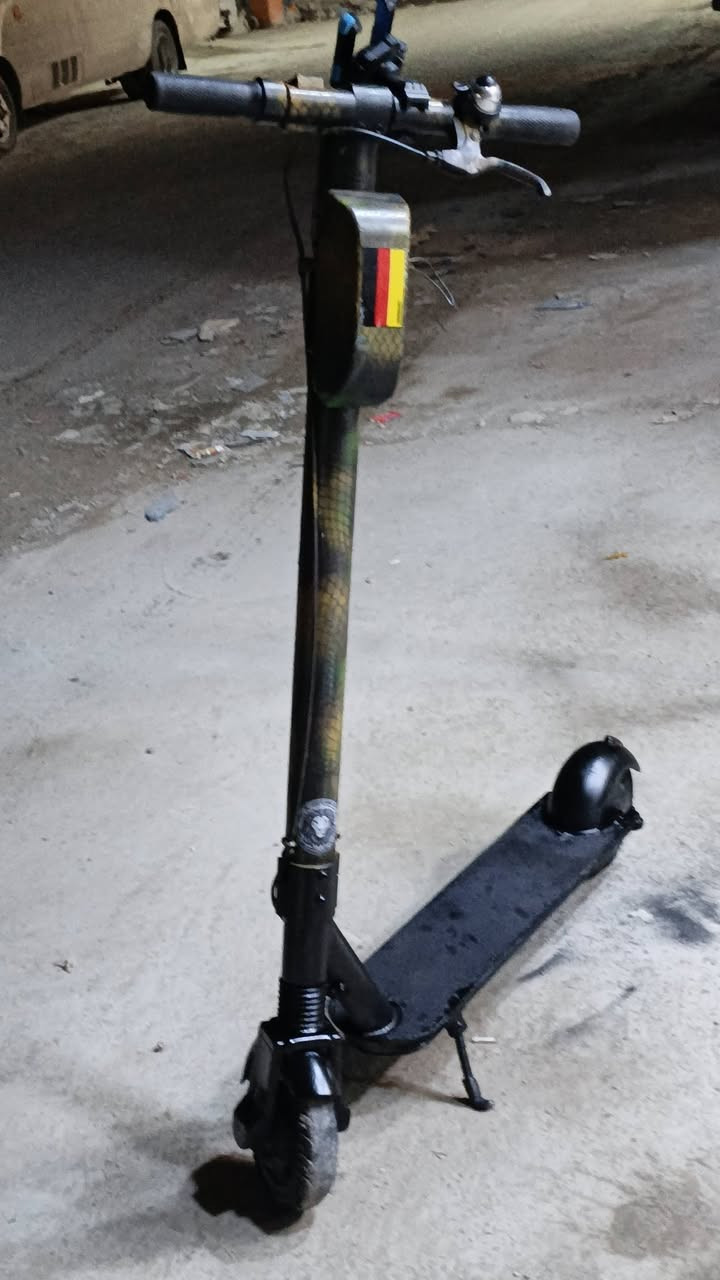 متوفر الماني مستعمل قليل  يتحمل وزن 300 كيلو السرعه 40 المسافه 44 كيلو ضمان استبدال خمس سنوات ضمان حقيقي  السعر 350 متوفر جمله ومفرد ***********
