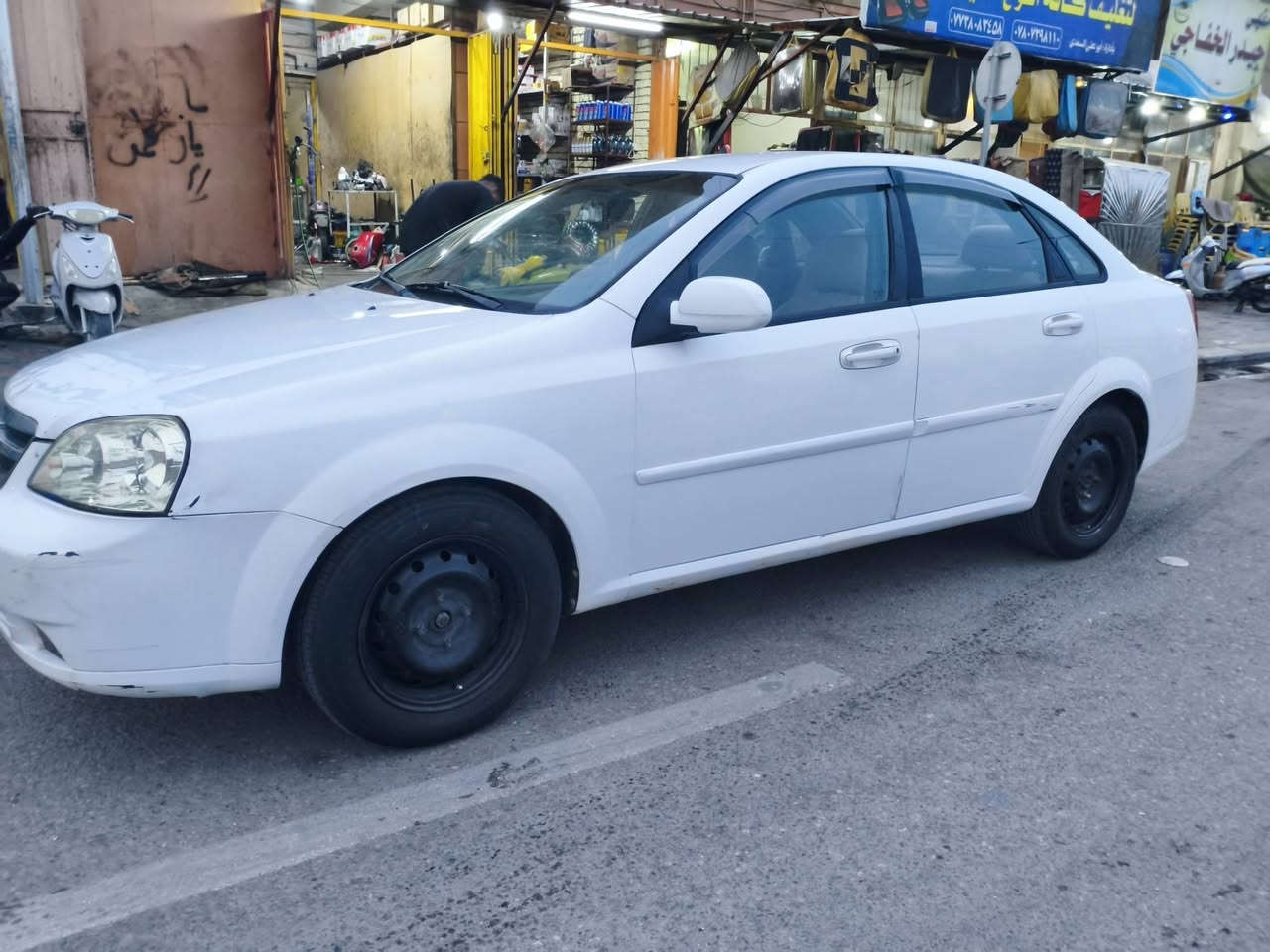 اوبترا موديل 2011
بيها باب الصدر بارد ومكحل و شبر بالجاملع الامامي 
سيارة خير من الله 
السعر 83 
السنوية لل27
كربلاء 
***********
