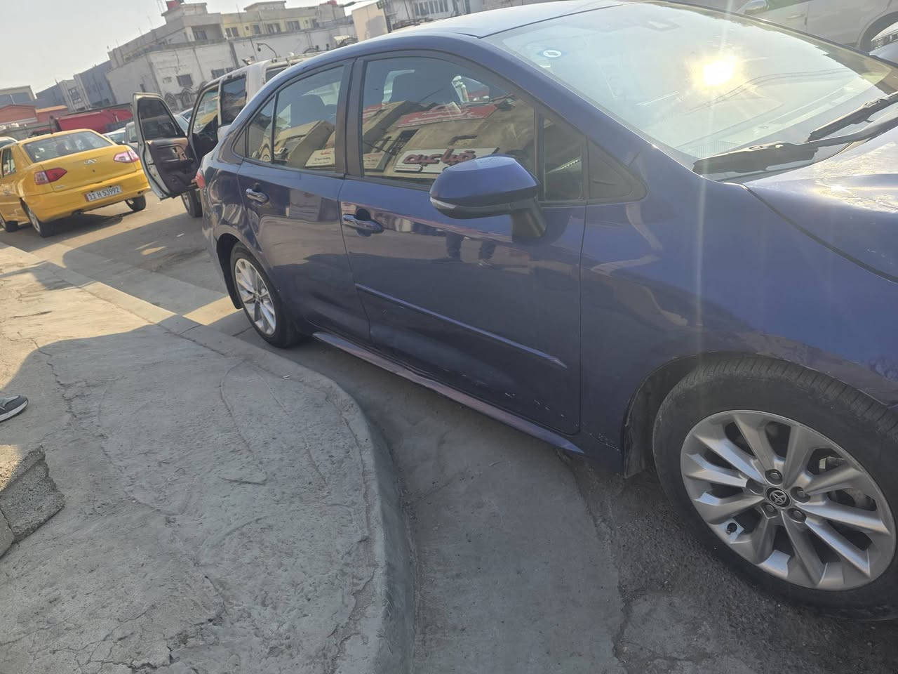 السلام عليكم كورلا 2022 للبيع وارد امريكي بيهه باب وجاملغ السياره خير من الله كير مكينه مكفولات تخم تاير جديد صدر امامي خلفي جديد السعر ١٤٠ وبيهه مجال مكاني بغداد حي الجهاد ***********
