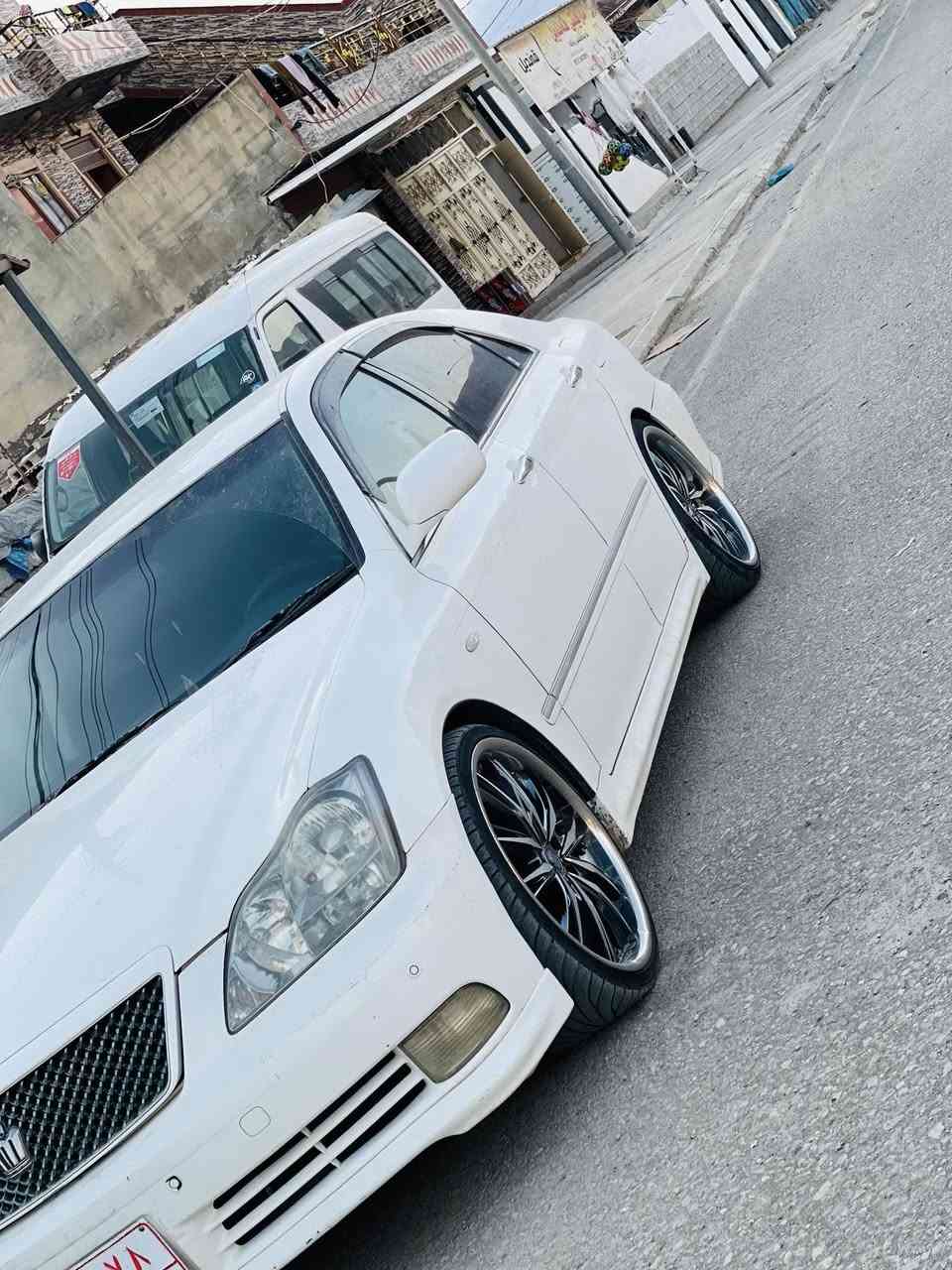 GRS~182 بڕاوە تازە داخڵ🤍📦
سەیارەکە تازە داخڵە کامل مەسروف کراوە 
٣ دوگمە
جوار تایەو ەیڵی سپۆرت لۆک لۆکن 
سعری ٥٤ مەعامەلە 
پێت زۆرە مەسج مەکە


**إذا كنت صاحب هذا الإعلان وتريد حذفه لأي سبب، رجاءا أرسل رسالة إلى الدعم الفني**