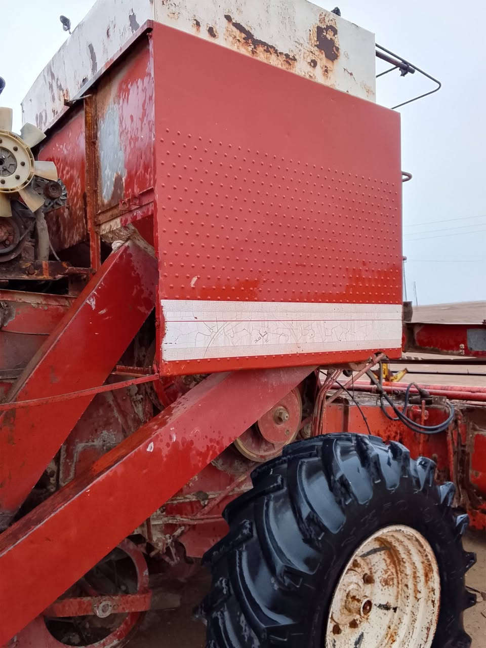 دراسه لافيردا للبيع
محرك نضيف 
تحتاج تواير 
مكان الدراسه سنجار قريه ابوخشب
***********
