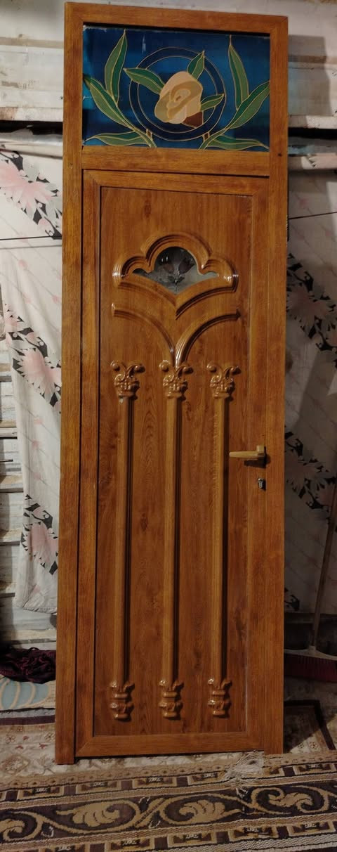 باب صحيات 72×242للبيع تواصل معي ***********
