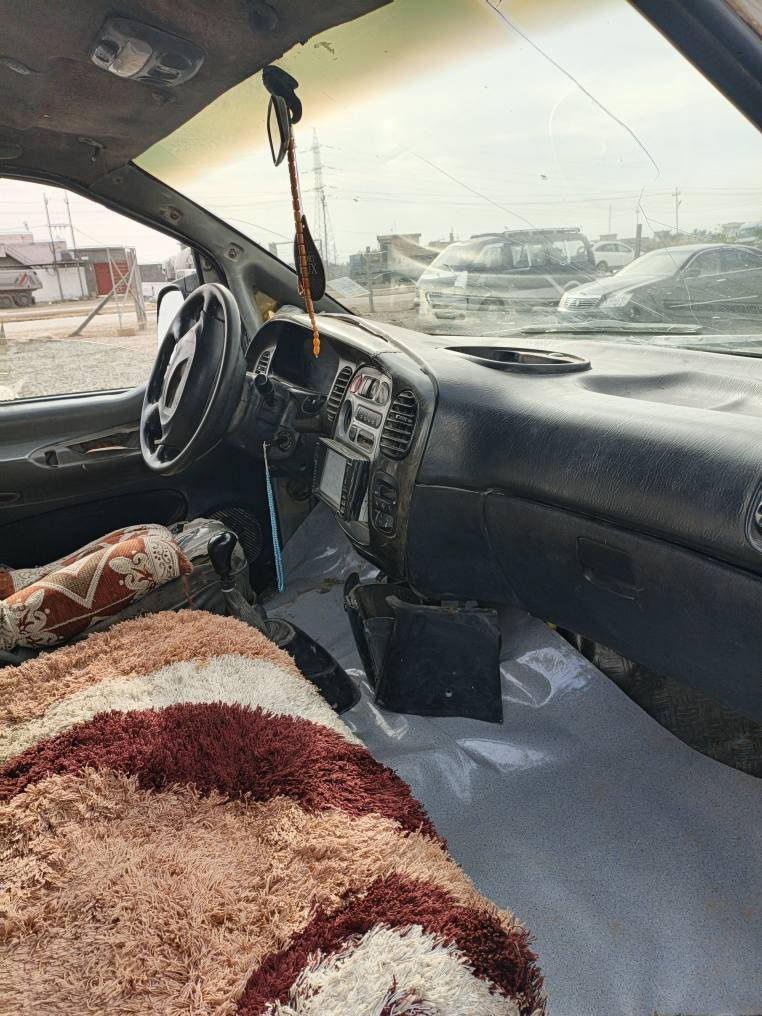 السلام عليكم
هونداي ستاركس
2007
11 راكب 
بيها معجون
سعر 38 ورقه وبيها مجال
العنوان ديالى خان بني سعد
***********
