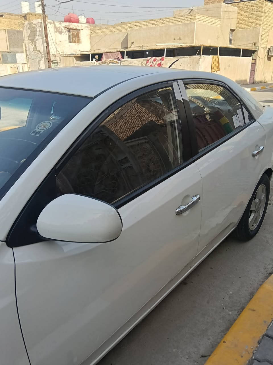 السلام عليكم سيراتوا موديل 2013 السعر90 وبي مجال مكانها بغداد 
***********
