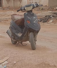 دراجه بيجي للبيع السعر 250 وبيها مجال الدراجه مكاتبه  نظيفه شرط الشغل ...