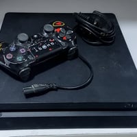 بلي ٤ سلم ما مهكر نظام 13.50 ويا لعبتين  داخل الحساب gta و call of dut...