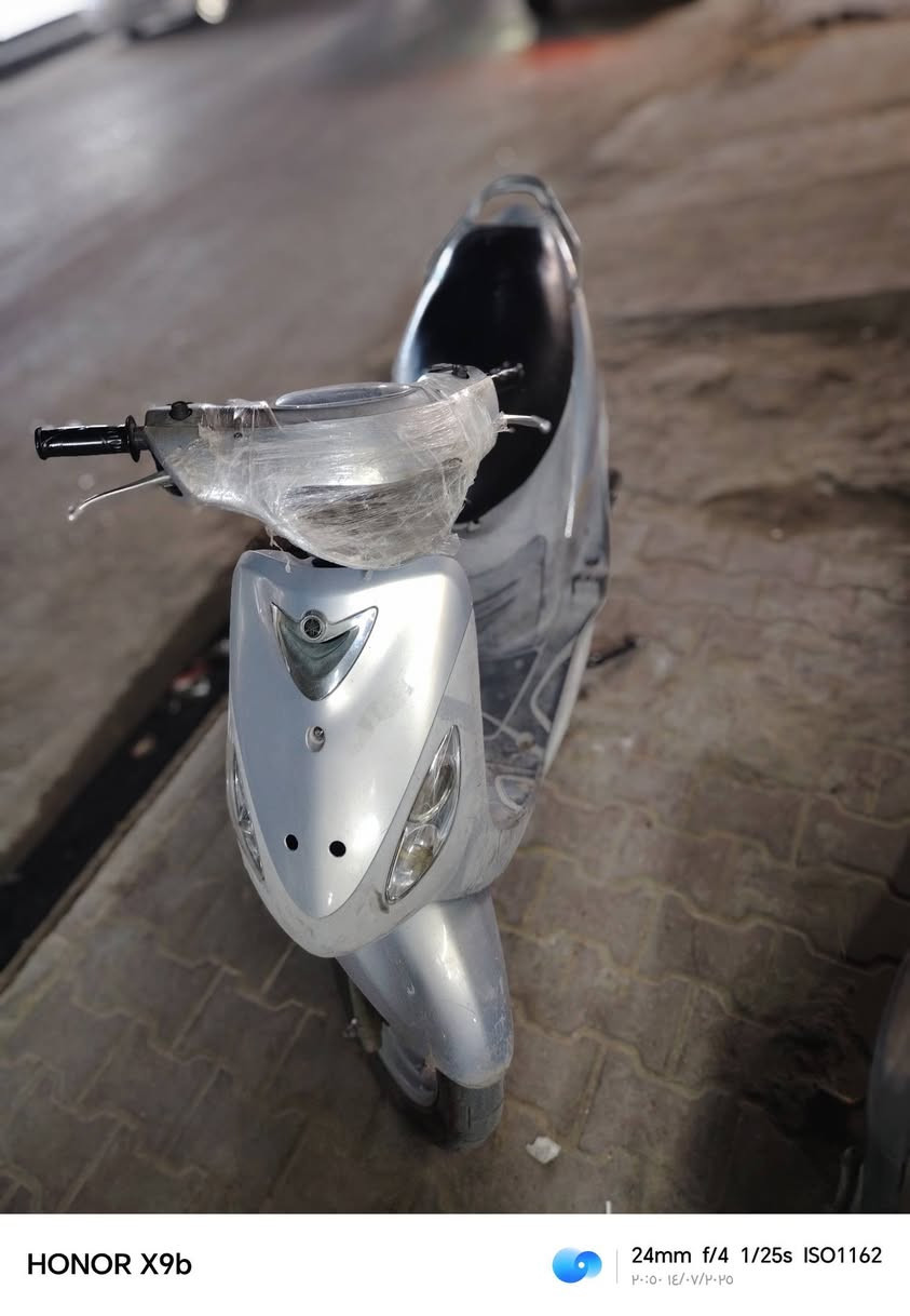 سلام عليكم 
ماكس منغولي للبيع كامله من كلشي كهربائيات كامله سلف شغال مكينه خير من الله تشلع التبليط 
كلجات ابلادي.📍
 قايش جلاتين. 📍
خرز فول. 📍
مكينه 49.📍
نقص فقط ستاند نص 
ملاحضه الدراجه ما مفتوحه ابد 📍📍📍📍📍📍
رقم *********** 📍📍📍📍📍📍
علق وانه الحكك 🤍📍  📍📍📍📍📍
