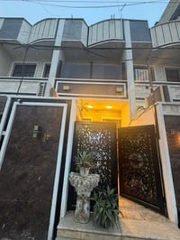 مشتمل للبيع مساحة 75م في الشعب خلف النادي العربي واجهة 4 الة ربع والنز...