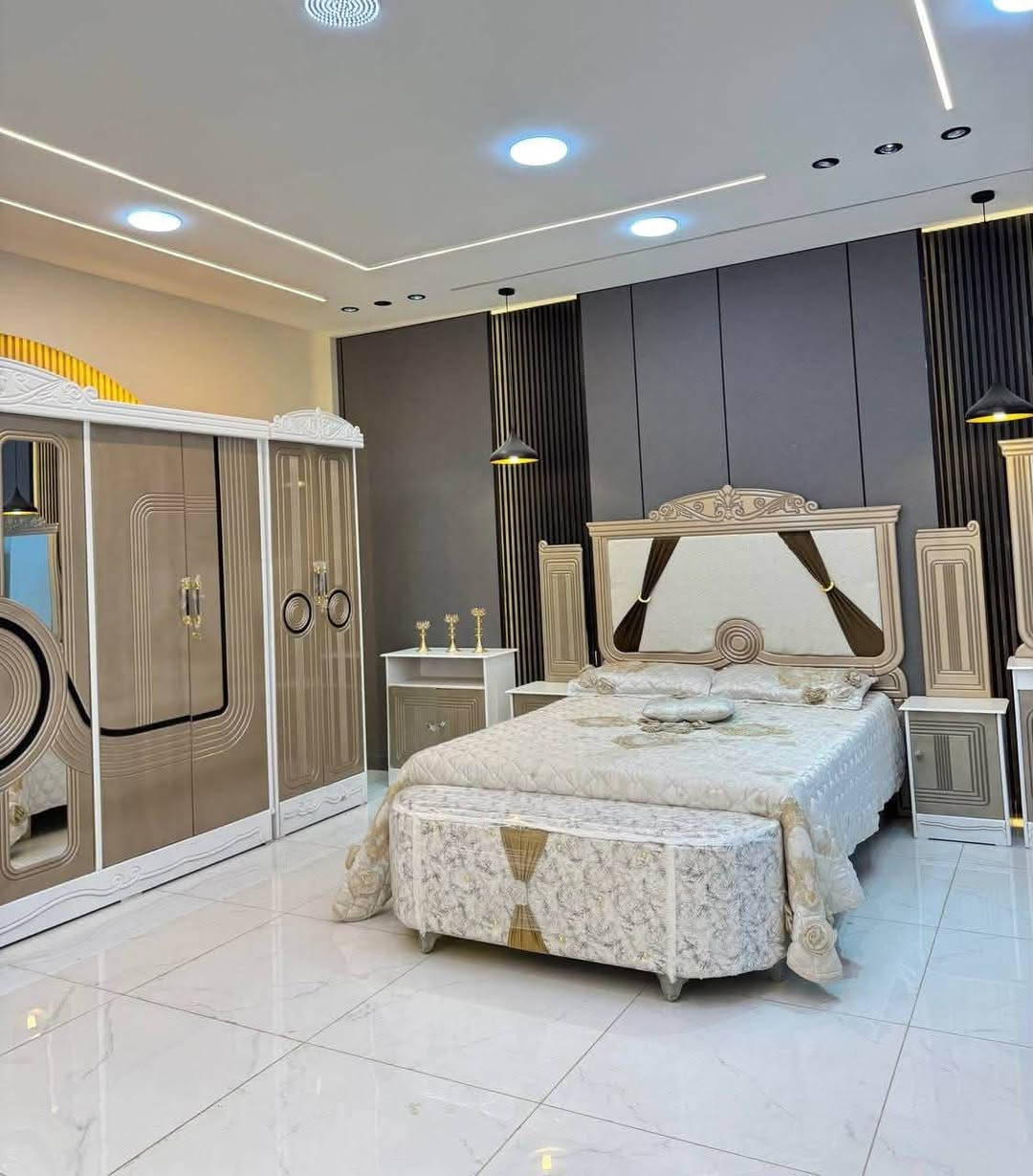 حصرياً الموديل الجديد
السعر مليون دينار و50الف فقط 😍

غرفه نجاره مميزه ومناسبه

متكونه من 9 قطع مميزه 

الكنتور ارتفاع 240 طول 320 

مع الزاويه مجموع الطول 4 امتار 

السمك الخارجي للغرفه 5 ملم انديف

والسمك الداخلي 3 ملم معاكس ابيض

سعر الشازلون الخزان 100 الف 

سعر الشازلون المقعد 75 الف 

متوفر توصيل وشد داخل بغداد 😊

متوفر توصيل وشد لكافة محافضات العراق 🇮🇶
***********
