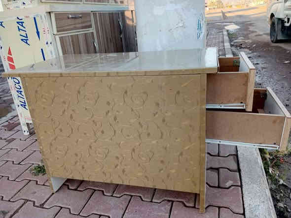 ميز سعر25 الف رقم الموبايل ***********
