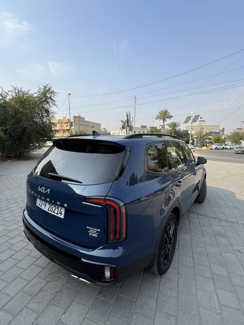 للبیع
كيا تيلورايد موديل 2024 X LINEامريكي فول فول مواصفات 
بها جملغ امامی فقط 
ايرباك دركه
بدون دواخل بدون ایی نواقص
سیارە كلش كلش جدید 

33000 $ بها مجال 
 

            
                  
 1-  كيا تيلورايد فئه x lineاعلى المواصفات رقم اربيل 
2- محرك 6 سلندر 3800 
3-  ويل كب حجم 20 اسود  تاير بحالة ممتازة جدا 
4- عداد المسافة الحال 8 الف
5 بصمة ابواب امامية  وبصمة تشغيل وتشغيل عن بعد
6- لايتات زينون عالي ناصي عدستين 
7-اشارة في المرايا الجانبية مع حساسات الاجتياز 
8- مصابيح ترحيب في مقابض الابواب 
9 رادار امامي تفاعلي للتوقف التلقائي امامي خلفي
10-السيارة فتحه 
11-حساسات امامي خلفي 
‎13-باب الجنطة كهربائي شفط 
14غرفة السيارة جلد مشمشي
14-تحكم كهربائي متكامل لقاعد المقدمة 
15 المقاعد الامامية تدفئة وتبريد 
17-شاشة دشبول كبيرة لمجموعة من الايعازات والضبط
18-بردات اصلية للابواب الخلفية 
19-مقاعد وسطية تطوى كهربائيا ويدوية الفتح 
20- انارة ليزرية متعددة بمزيج هائل من الالوان لأنارة دواخل السيارة 
21-مرايا جانبية شفط كهرباء مع ذاكرة لكشن السائق
22- خاصية تحديد المسار والتنبيه عند الخروج من المسار 
23-المقعد الوسطي منفصل  VIP
24-تبريد السيارة 3 قطع 
25- تحكم ستيرن جهتين متعدد الايعازات 
26- وضعيات القيادة عدد 5 
27- تنبيه بالارتجاج في المقود 

وباقي المواصفات بالسيارة الغنية عن التعريف 
رقم أربيل الجديد هزه جديد
السيارة موجودة بغداد

***********
