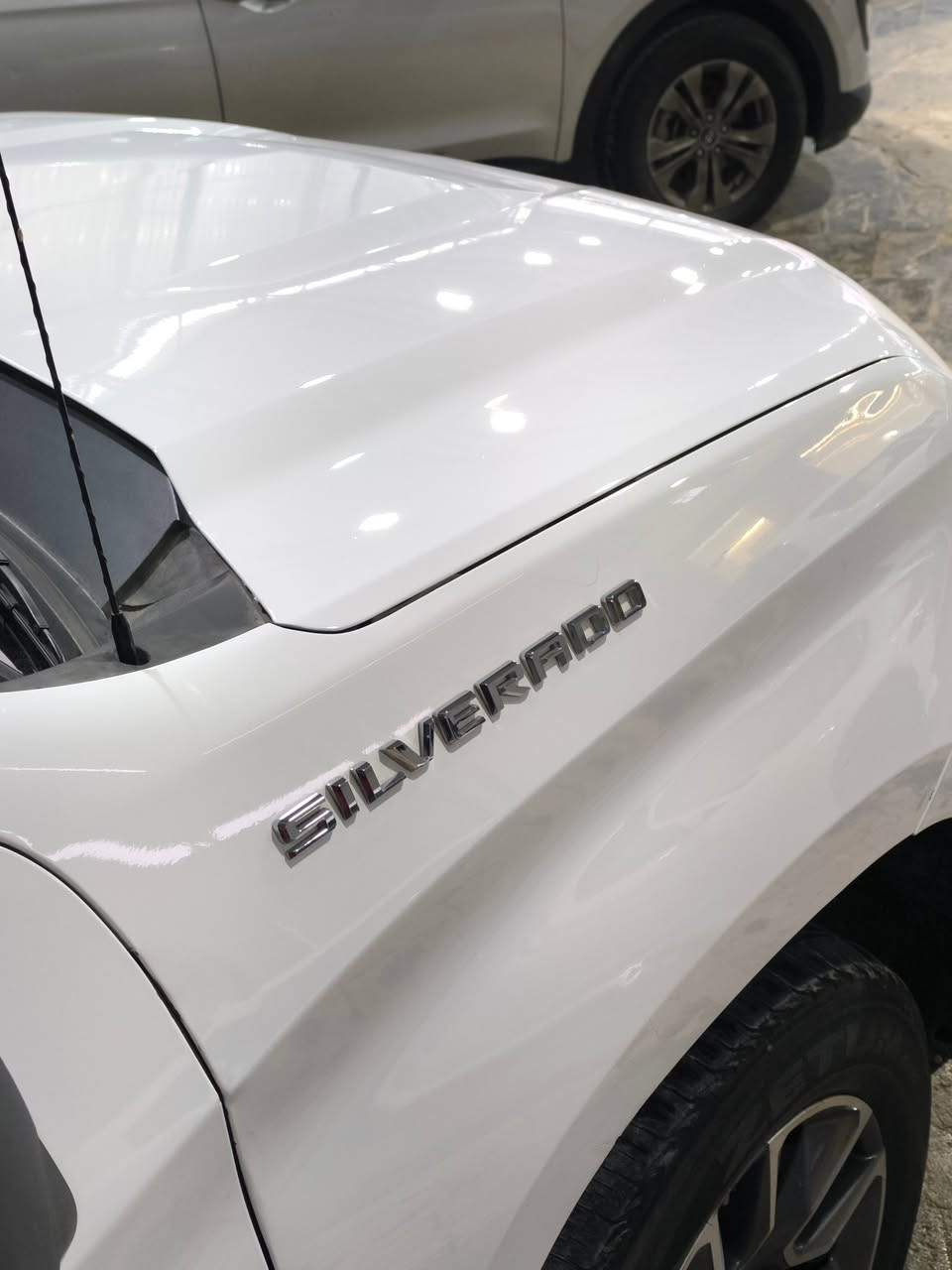 للبيع شيفرولية سلفادور موديل 2020
وارد امريكي رقم بغداد دولي 
محرك V.8 
مواصفات 
4×4
شاشة 
كاميرا 
لايت LED
باقي المواصفات موضحة بالصور 
السونار مرفقة بالمنشور 
السعر 💰 (( 277 )) $$
للاستفسار الاتصال على الارقام التالية 
‏‪0772 395 5960‬‏
‏‪0783 199 4494‬‏
