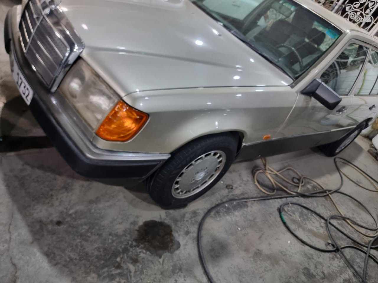 مارسدس 86 فول مواصفات سلايت بدون حادث رقم مميز تحويل مباشر كير ومحرك بطة vvt السعر 50 وبيها مجال للاتصال ***********
