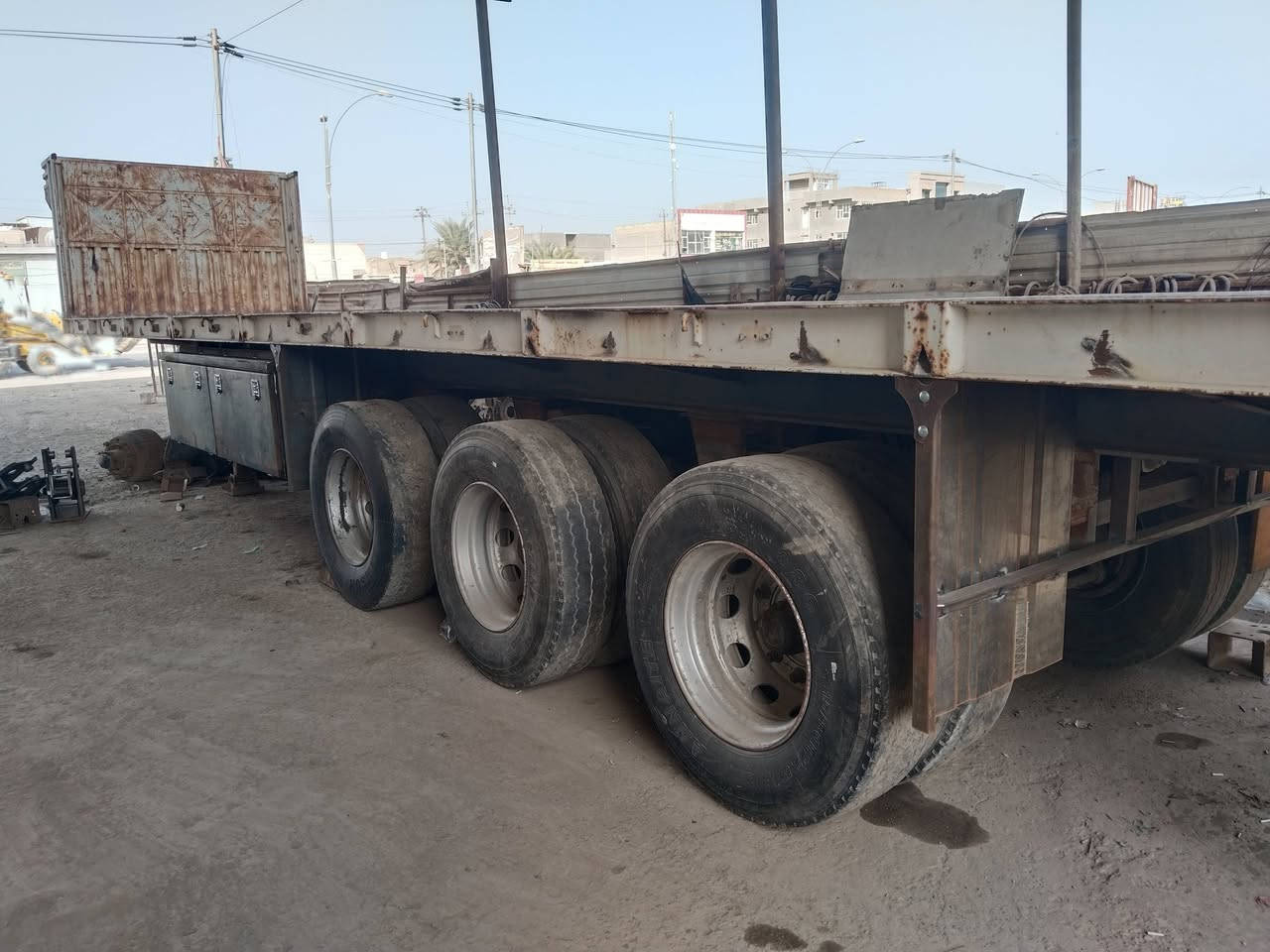 عربانه حداديه الطول 12 ونص شاصي مكفول ثلاث محاور  مدور ألماني عنوان حله شارع 80 اتصال ***********
