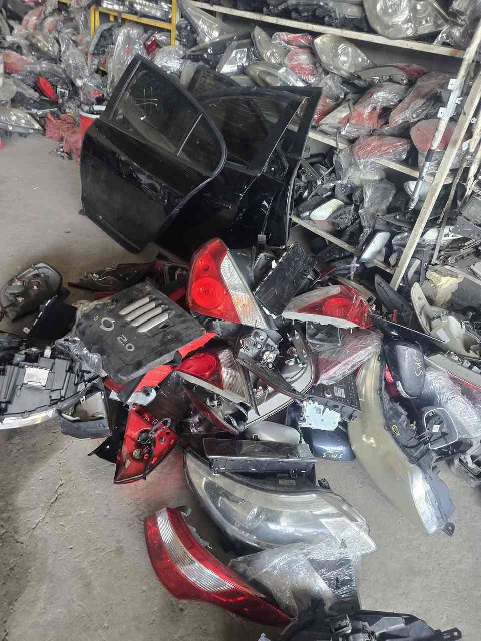 سلام عليكم  تم وصول غراض حاويه سافران و فلونس من 9الى 16]***********
