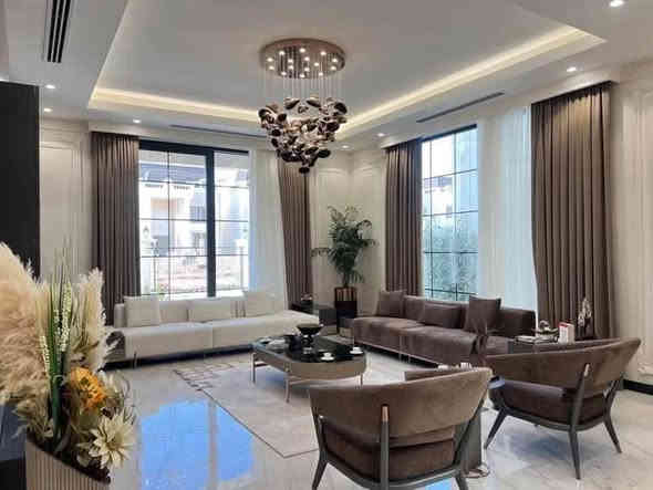 #اربيل_گاردن_بمقدمه50%

احصل على فرصة للعيش بشكل مريح وصحي لك ولعائلتك في أربيل گاردن ، المبنية على إبداعات مختلفة تطل على المنطقة الخضراء الشاسعة

يشمل مساحة واسعة من المساحات الخضراء.
▪️طريقة الدفع:
%50 المقدمة.
%50 استلام.

▪️المساحات متوفرة في هذا المشروع:
(455م , 525م ).

ووجود خدمات مثل شوفاز ونظام التبريد وبناء فلل بالطوب والمياه والكهرباء والأمن وخدمات الإصلاح المستمر ونظام التحكم الآلي في الري ونظام خدمة الإنترنت.

📍يقع المشروع على طريق مصيف صلاح الدين(بيرمام) وشارع 100م.

*********** واتسئاب

*********** واتسئاب
