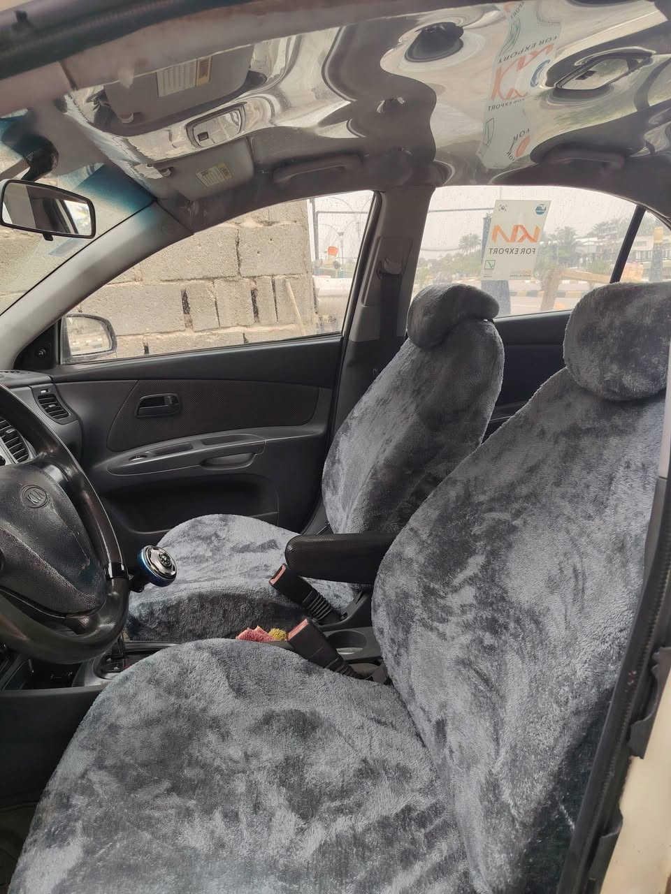 السلام عليكم دوشمه ريو خام فرو مترفر جميع اللوان افتحلك كشنات او اشتغل ب35قفل مع العمل رجاءً بدون عمله جماعه ال25اعبر المنشور مكان كربلاء الحسينه مجاور مطعم كباب الكساء عامود198مقابل مدرسه الامام الحسن ***********
