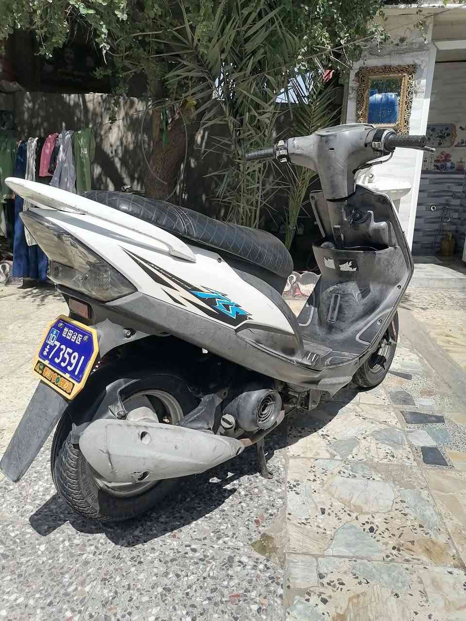 السلام عليكم دراجه ماكس عدل مكينه ما مفتوحه لا تبخير ولا تنقيص كهربايات كلهه شغاله سلف هندر شلعه معدل لايت عالي ناصي اشاير كلهه شغاله كفرات مختمه اصليه قفل جنطه قفل ستيرن
مكاني بغداد حي النصر السعر 650
***********
