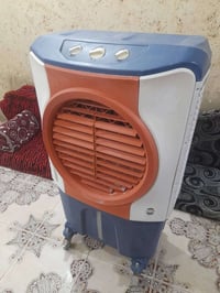حجم وسط • نظيفه • قفل