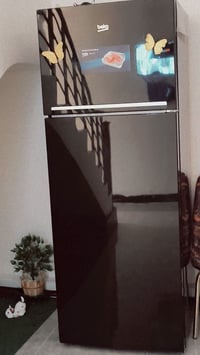 ثلاجه كبيره • ما بيها ضرر