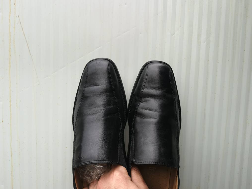 جيوكس
ايطالي
جلد
قياس44

للحجز
خاص او واتساب***********
حصرا خاص او واتساب

انستكرام

https://www.instagram.com/yasser_alghazal?igsh=MTB6MnM4ODV1cGgxNg==

وهذا رابط صفحتنا ع فيسبوك

https://www.facebook.com/profile.php?
