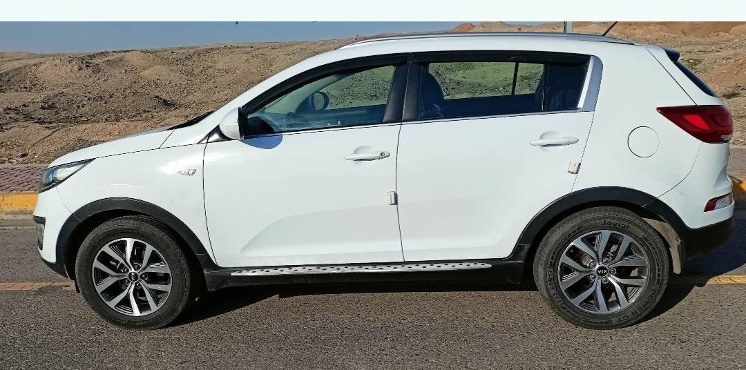 كيا سبورتج 2015 
🛑محرك 2000 دوش
🛑 كابون بانزين
🛑 السيارة باسمي رقم اربيل مسطرة
🛑حساسات خلفية
🛑 شاشة 
🛑 تحكمات ستيرين مع مثبت سرعة 
🛑 تبريد وتدفئة ممتاز
🛑 تحكم مراية كهربائي 
🛑 طخم امامي وخلفي مبدل جديد 
🛑اطارات جديدة
🛑باتري جديد
🛑 5 ويل كب
🛑 محرك بي صوت(چكچكة) ومبدل رواجز وباقي الصوت
🛑 ملاحظات السيارة موضحة بالسونار المرفق مع الصور
🛑السعر 152 مكاني الموصل الايسر
🛑 ***********
